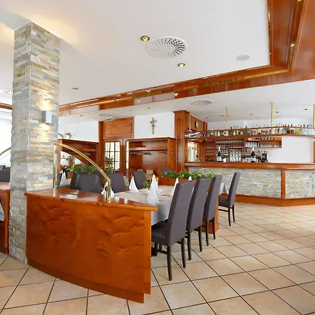 Poinger Hof 4*
