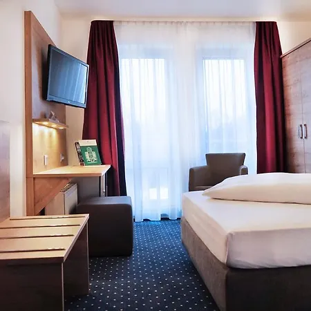 Poinger Hof Hotel 4*